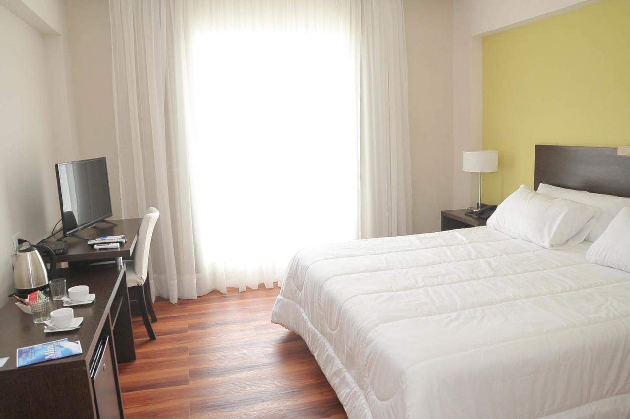 פאסו דה לוס ליברס Hotel Casino Rio Uruguay מראה חיצוני תמונה