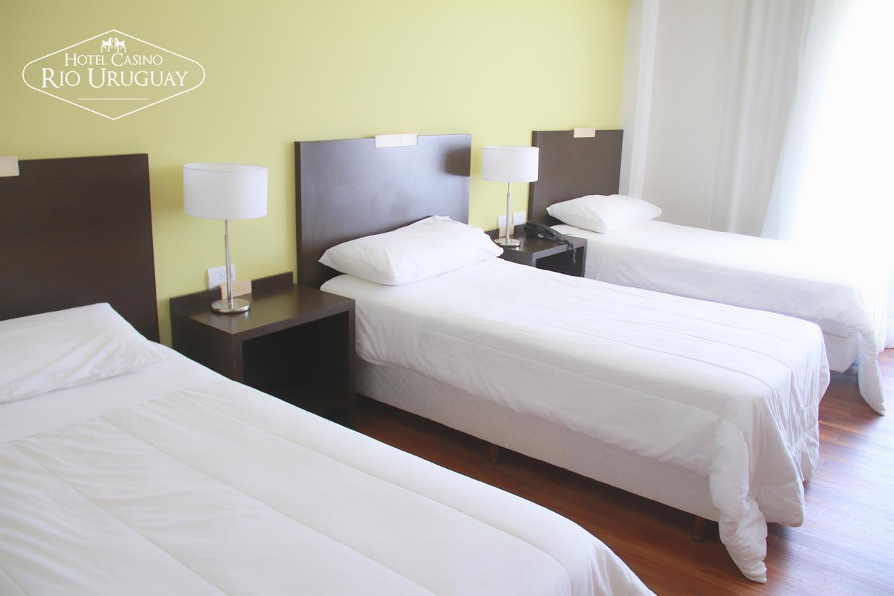 פאסו דה לוס ליברס Hotel Casino Rio Uruguay מראה חיצוני תמונה
